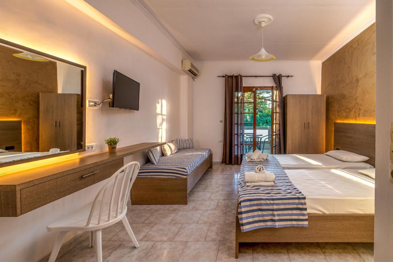 Amarylis Beachfront Amoudi