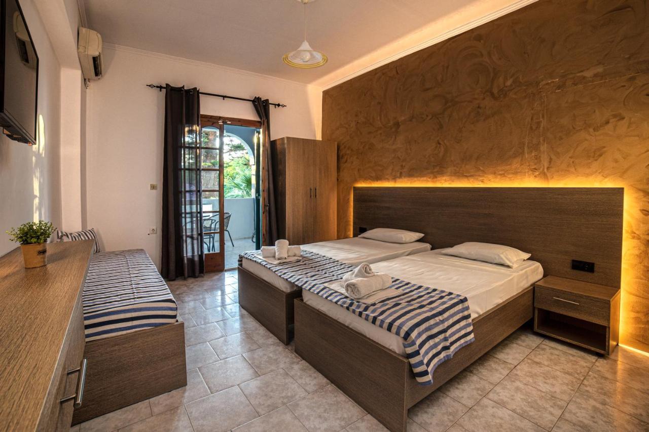 Amarylis Beachfront * Amoudi