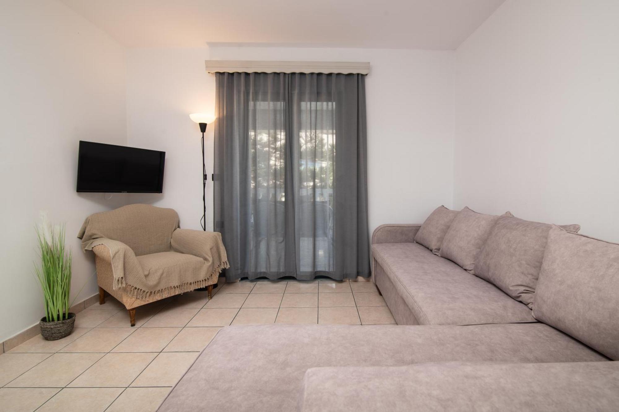 Amarylis Beachfront Appartement *